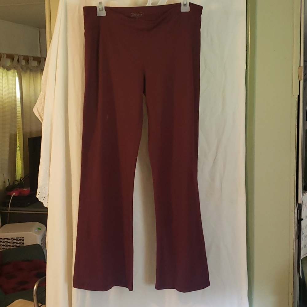 Flared yoga pants